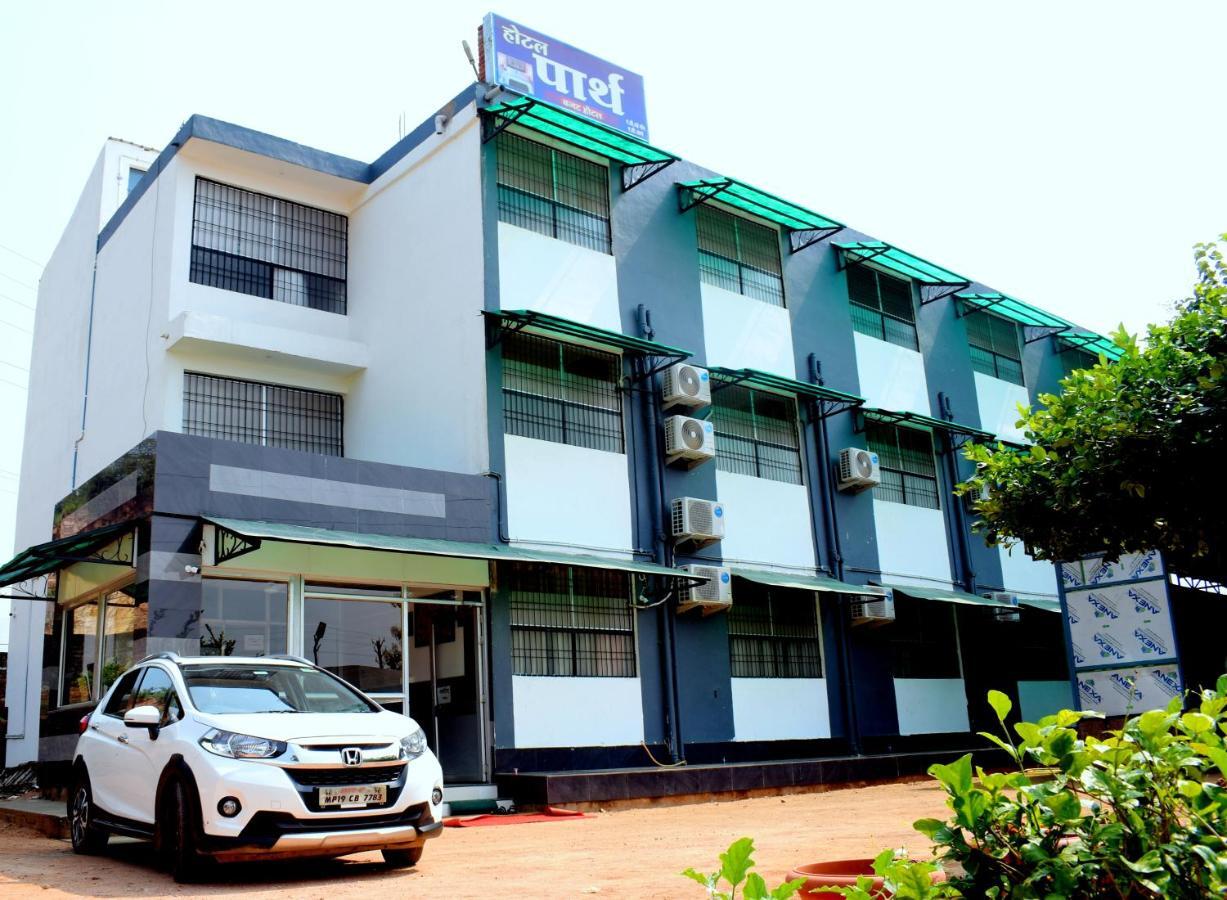 Hotel Parth Sitapur Muafi Buitenkant foto